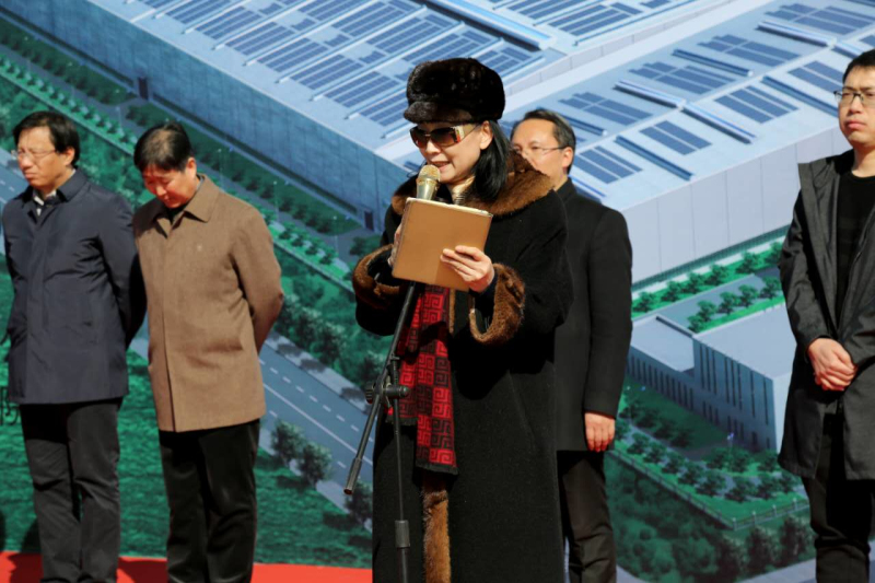 3-天津新能源协会秘书长师新利发表讲话.jpg